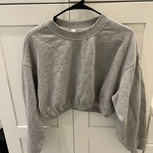 ALO Yoga Heather Grey Cropped Crewneck Sweatshirt